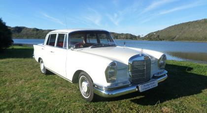 1967 Mercedes Benz 220SE Fintail Manual - SOLD 2019