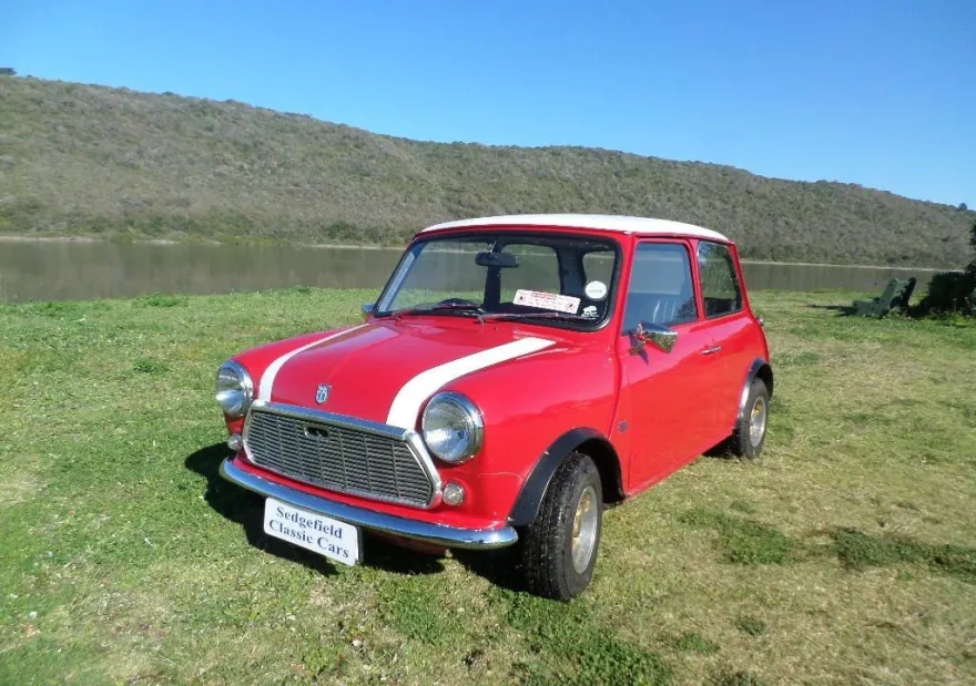 1975 Austin Mini 1100 - SOLD 2017 | FJ Cruiser Factory